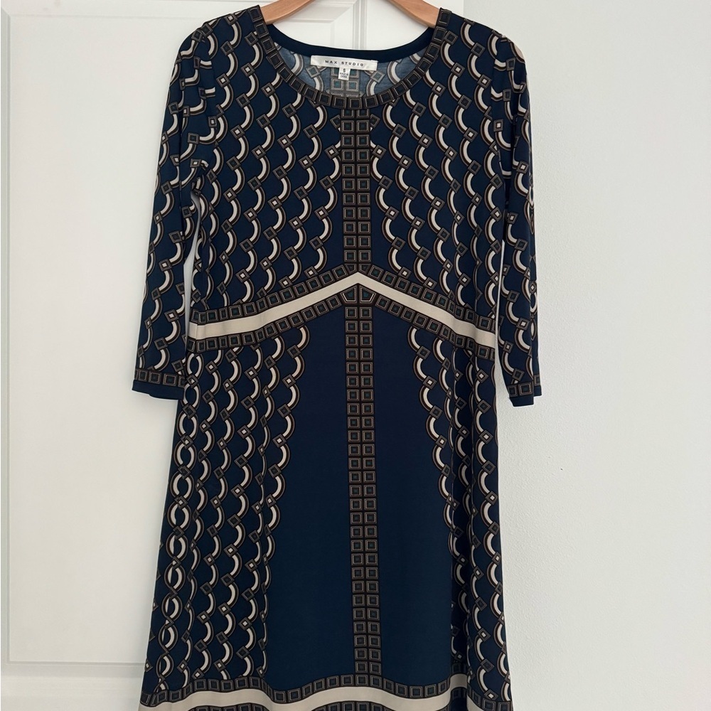 Max Studio women's 3/4 sleeve navy shift geometric pattern dress size small